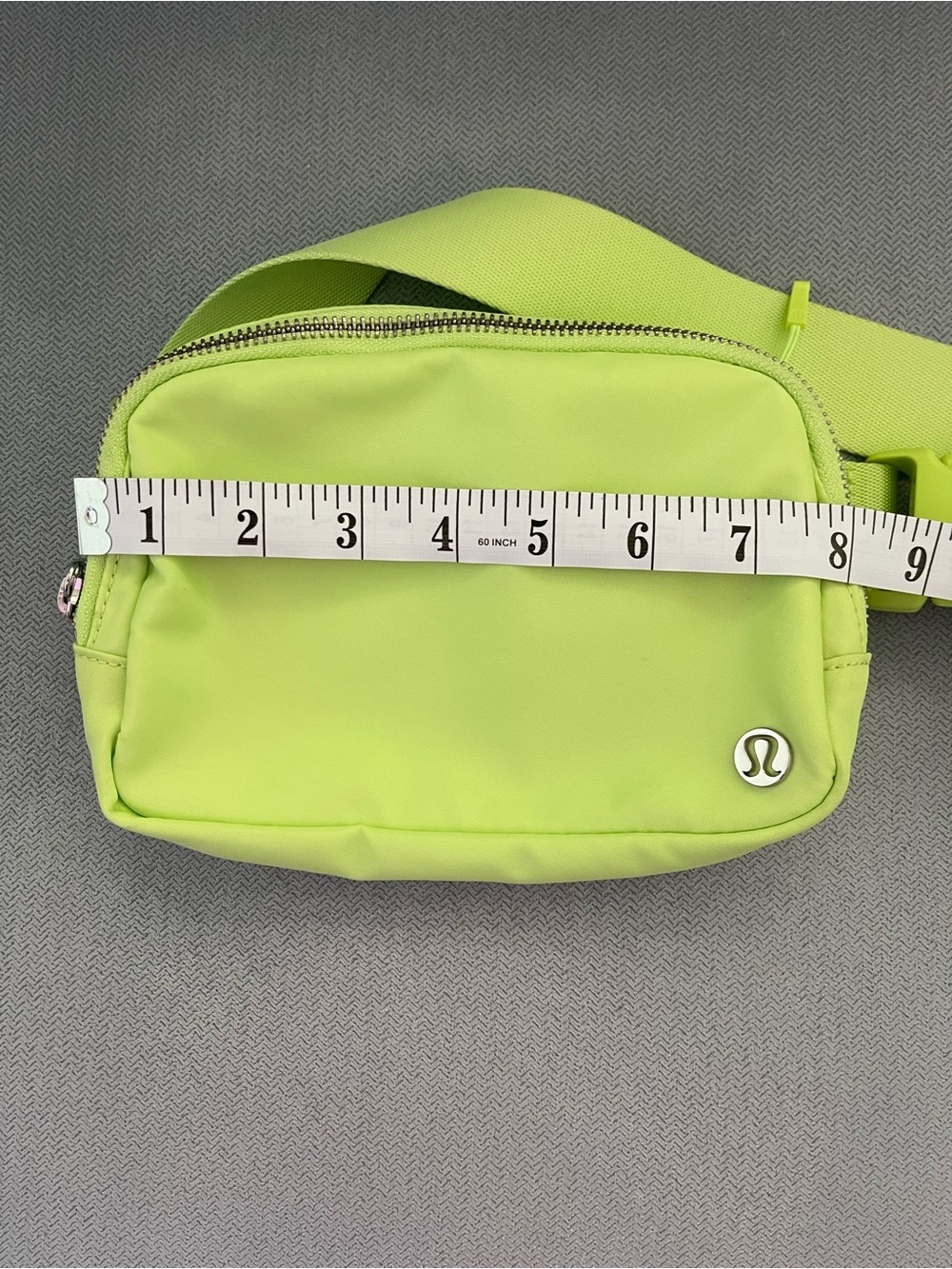 Lululemon ORIGINAL Everywhere Belt 1L Bag - NEMI Neo Mint